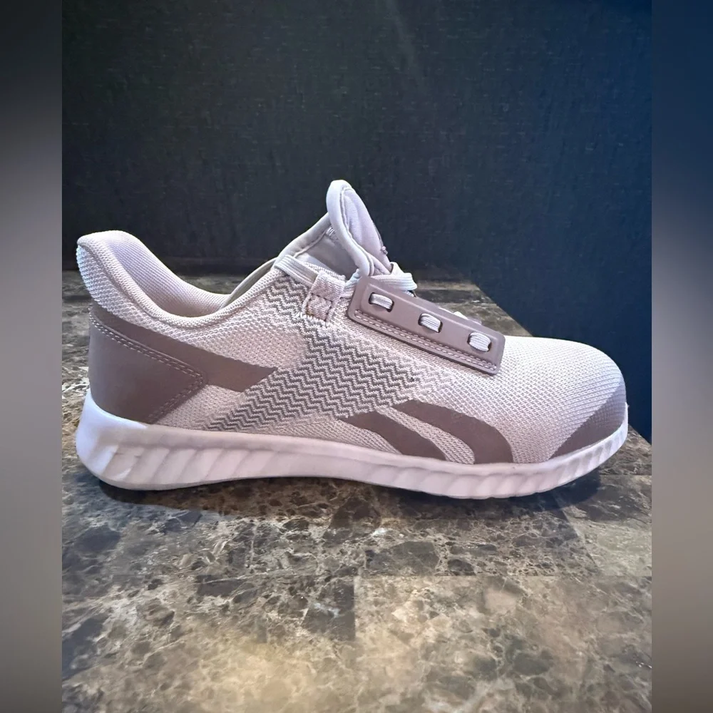 Reebok. Women's Sublite Legend Work Shoes. Rose. Size 8.